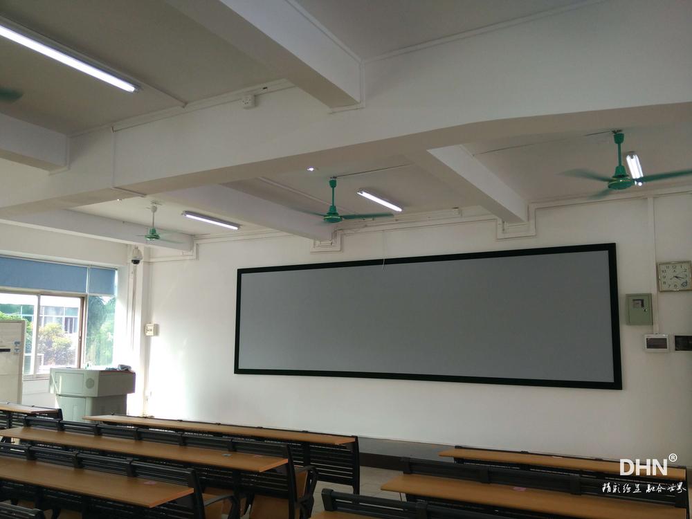 广东公安边防部队高等专科学校1.jpg